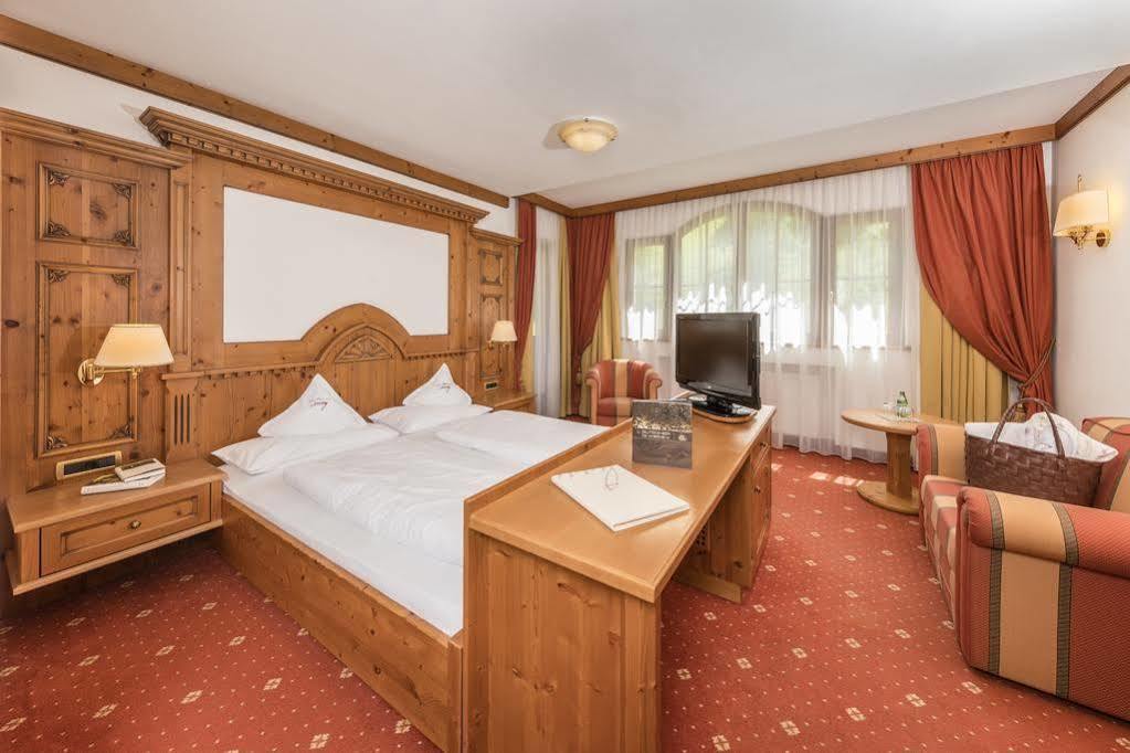 Savoy Dolomites Luxury & Spa Hotel Selva di Val Gardena Zewnętrze zdjęcie